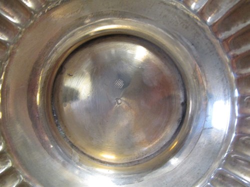 Lot 367 - A silver rosebowl 10.8ozt