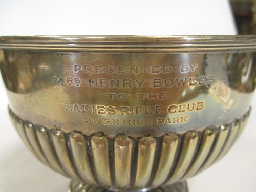 Lot 367 - A silver rosebowl 10.8ozt