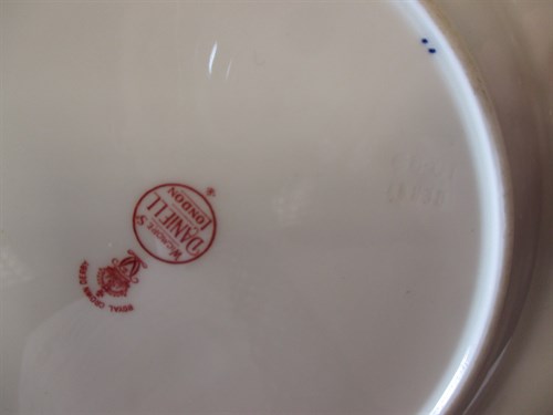 Lot 21 - A set of seven Royal Crown Derby plates,...