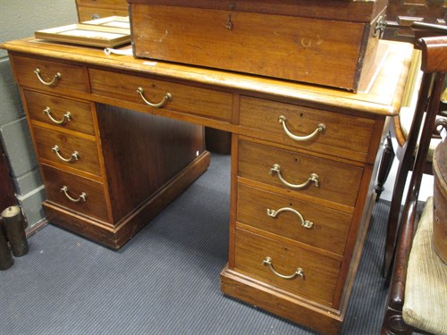 Lot 623 - A late 19th century mahogny pedestal desk 74 x...