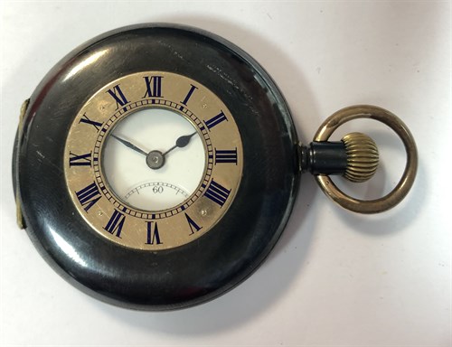 Lot 406 - Unsigned - An early 20th century half hunter dress pocket watch