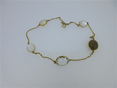 Lot 80 - A chain necklace set with five hardstone accents