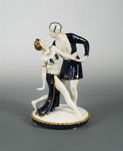 Lot 73 - Royal Dux, an Art Deco porcelain Arabian dancers group, circa 1930