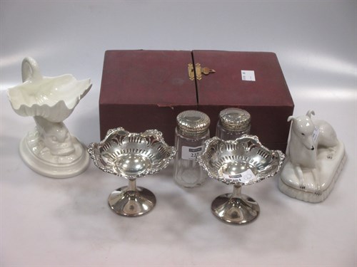 Lot 394 - A pair of monarch silver salts/bon-bon...