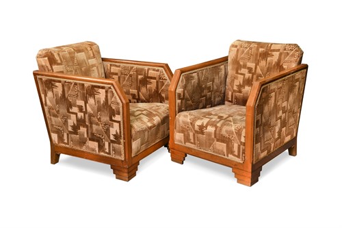 Lot 276 - A pair of Art Deco club armchairs
