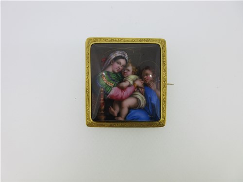 Lot 248 - An enamelled plaque brooch depicting Raphael's Madonna della Sedia