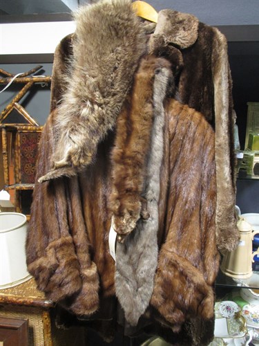 Lot 330 - A mid-20th century lady's brown fur jacket, a...