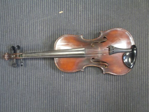 Lot 292 - A German violin with Stradivarius label (full...