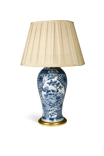 Lot 354 - A 19th century Chinese blue & white vase and cover, now as a table lamp