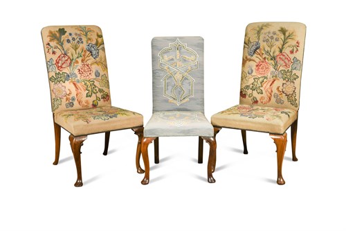 Lot 562 - A pair of Queen Anne style walnut side chairs