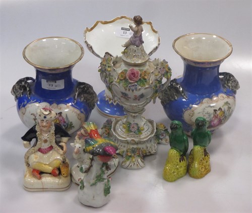 Lot 13 - A collection of porcelain to include a...