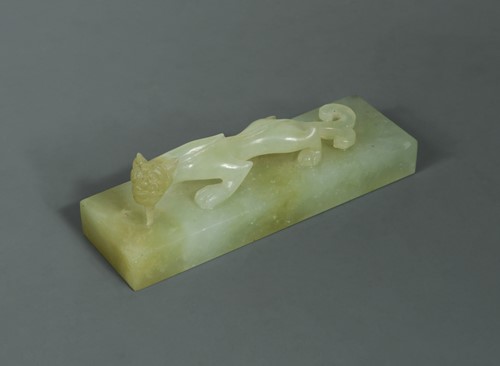 Lot 137 - A 20th century Chinese jade carving of a mythical creature