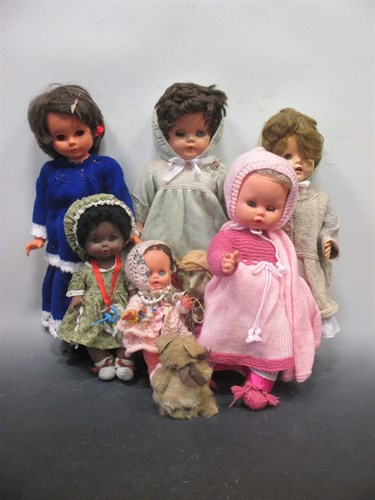 Lot 169 - A large box of old dolls, circa 1920's and later
