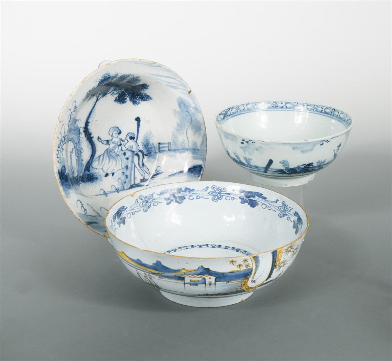 Lot 3 - A London Delft blue and white shallow bowl, probably Lambeth