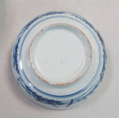 Lot 3 - A London Delft blue and white shallow bowl, probably Lambeth