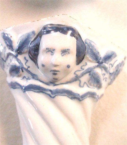 Lot 2 - A Delft blue and white cornucopia wall pocket