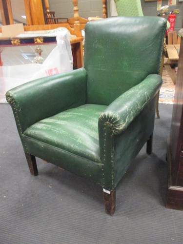 Lot 404 - A painted pine trunk and an Edwardian lounging...