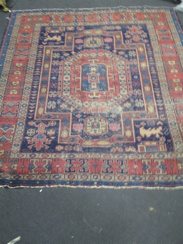 Lot 470 - A square Hamadan rug