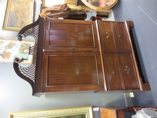Lot 367 - A 19th century Chippendale style mahogany...