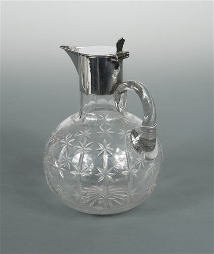Lot 635 - An Edward VII silver topped claret jug