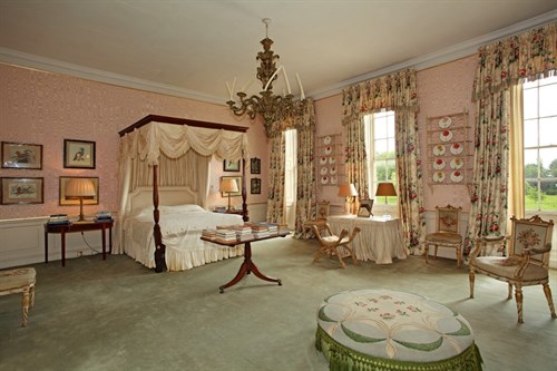 Lot 585 - A George III mahogany four-post double bed