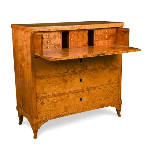 Lot 514 - A Biedermeier satin birch secretaire chest