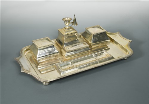 Lot 656 - A George V silver desk compendium