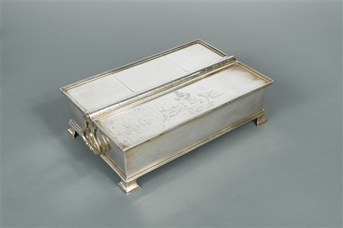 Lot 637 - An Edward VII silver travelling desk compendium