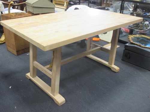 Lot 426 - An Arts and Crafts refectory table