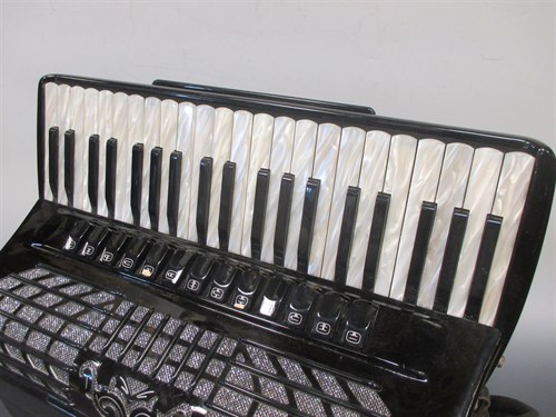 Lot 163 - A Bugari Champion Cass accordion,...