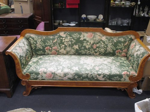 Lot 550 - A Satin birch settee. 200cm w.