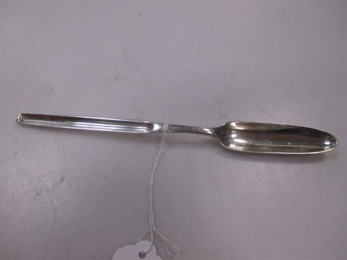 Lot 398 - A George III silver double ended marrow scoop,...