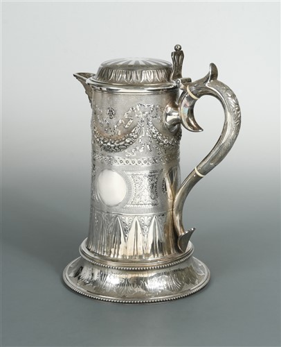 Lot 690 - Edinburgh - A Victorian silver lidded flagon