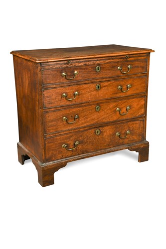 Lot 493 - A George III mahogany chest of drawers