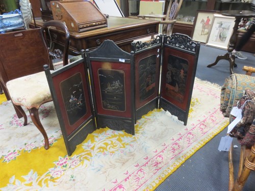Lot 437 - A Japanese folding screen