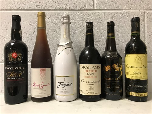 Lot 891 - Six various late bottled vintage and crusted ports