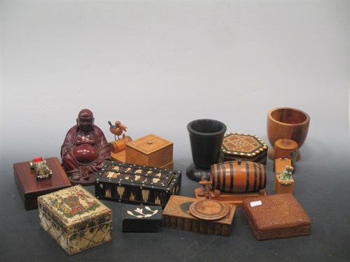 Lot 139 - A large collection of wooden boxes including...
