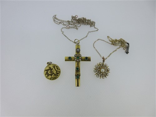 Lot 138 - Three antique pendants