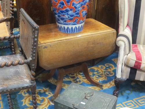 Lot 449 - A Regency rosewood pedestal Pembroke table