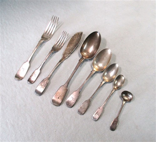 Lot 697 - Dublin - A 35 piece set of Victorian silver flatware