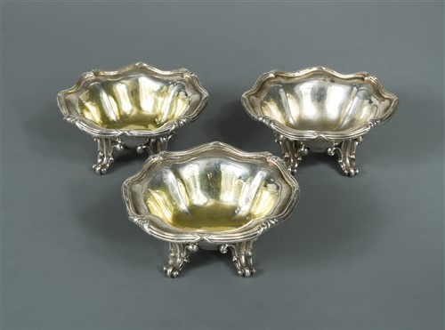Lot 614 - A trio of Victorian silver open salts