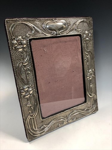 Lot 89 - An Edward VII easel back photograph frame