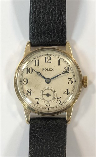 Lot 476 - Rolex - A gentleman's 9ct gold wristwatch
