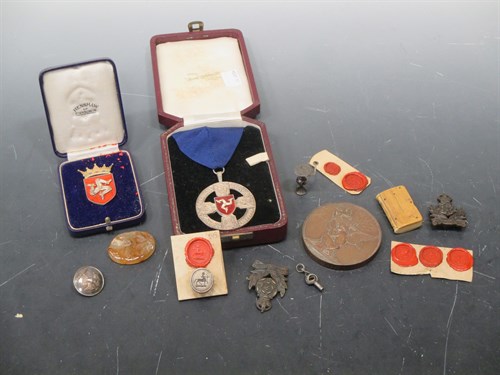Lot 112 - A silver Isle of Man 'Captain of the...