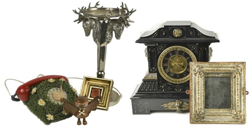 Lot 78 - A late 19th century black slate mantel clock