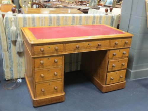 Lot 335 - A late Victorian oak twin pedestal desk 74cm...