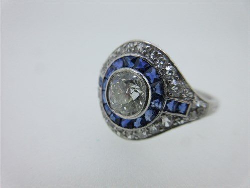Lot 294 - An Art Deco sapphire and diamond ring