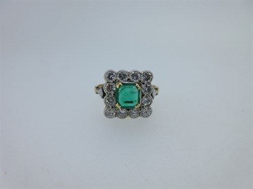 Lot 308 - An emerald and diamond square cluster ring