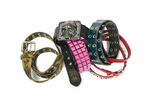 Lot 72 - A collection of belts