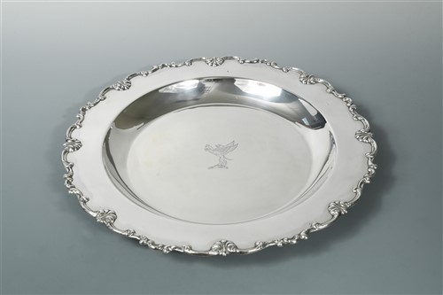 Lot 536 - A 20th century Peruvian metalwares dish